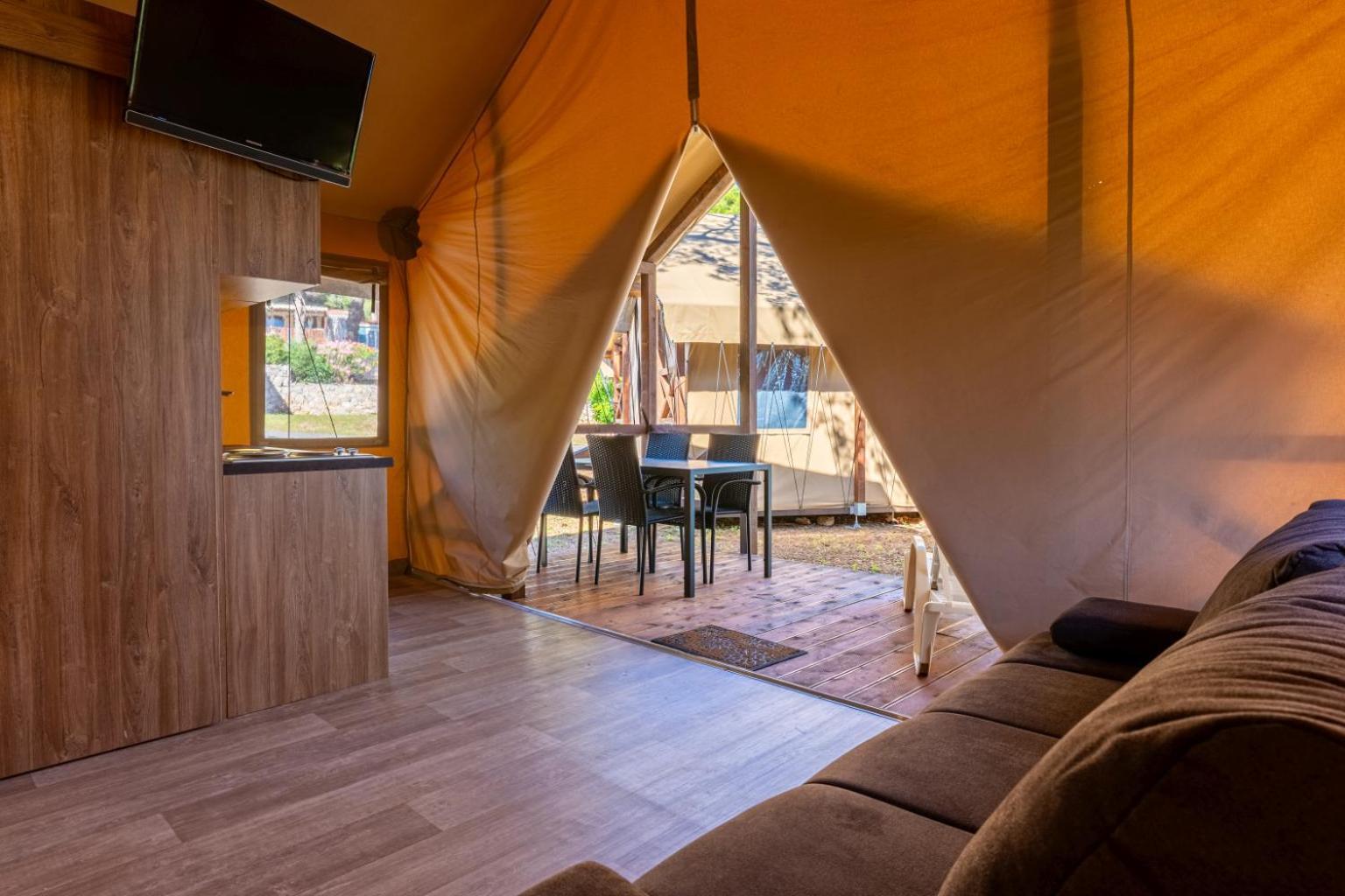 Mobile Homes Lussmarin มาลีโลชินจ์ ภายนอก รูปภาพ