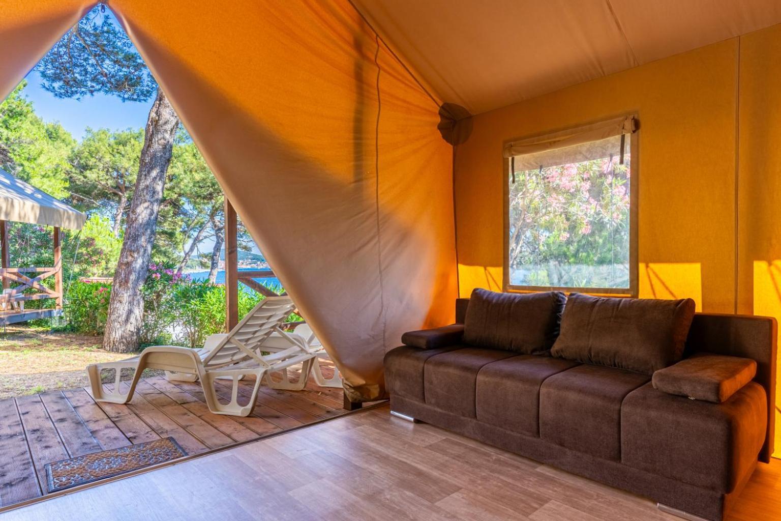 Mobile Homes Lussmarin มาลีโลชินจ์ ภายนอก รูปภาพ